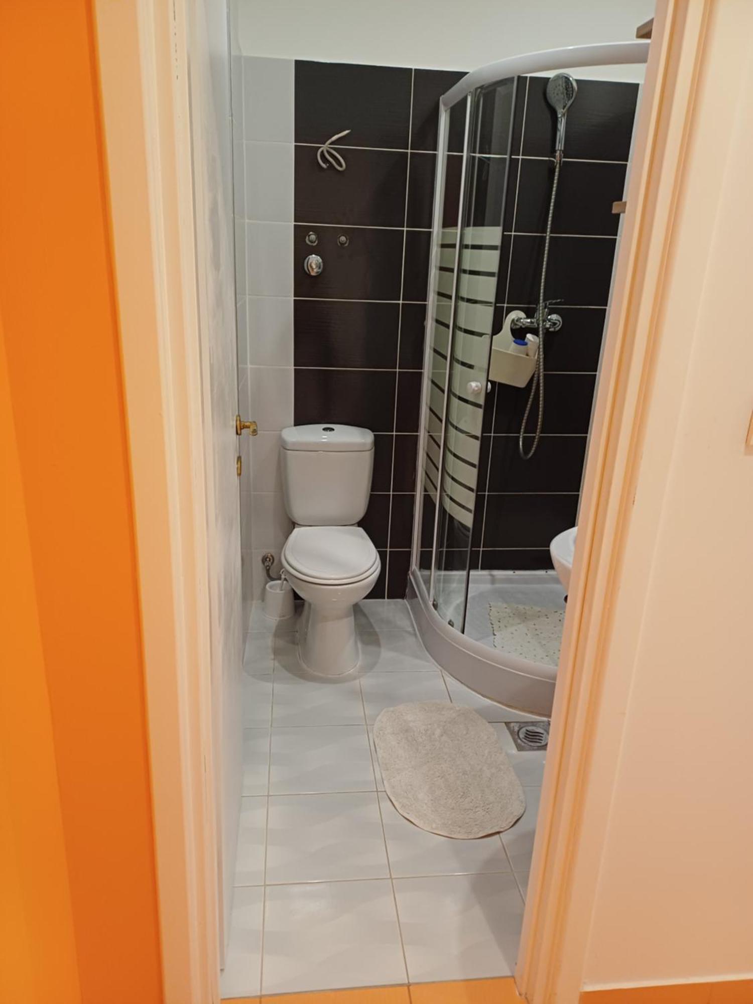 Guest House Slatki Snovi Книн Екстер'єр фото